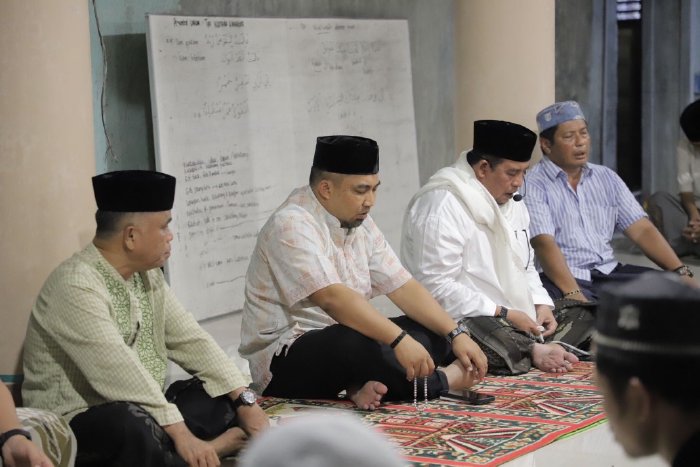 Pj Bupati Muhammad Iswanto Pimpin Rombongan Balee Beut Meuligoe Doakan Waled Husaini