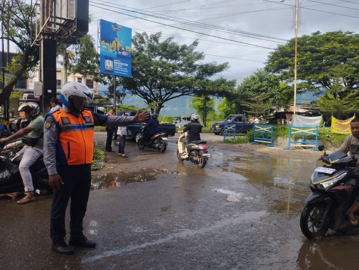 Dishub Aceh Besar Kerahkan Petugas Atur Lalin di Pasar Induk Lambaro