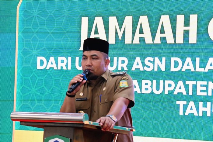 Pemkab Aceh Besar Peusijuek 29 JCH dari Unsur ASN