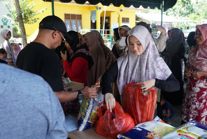 Jelang Idul Adha 1445 H, Warga Lon Asan Rasakan Berkah Pangan Murah Pemkab Aceh Besar