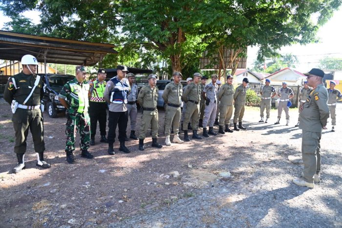 Satpol PP dan WH Aceh Besar Kembali Tertibkan Bangunan Liar di Kawasan Jalan Soekarno-Hatta Darul Imarah