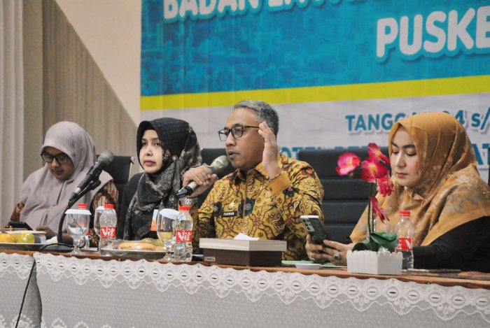 Dinkes Aceh Besar Gelar Pertemuan Persiapan dan Evaluasi BLUD Puskesmas