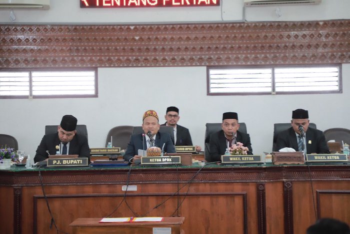 Seluruh Fraksi DPRK Aceh Besar Sepakati Qanun Pertanggungjawaban APBK 2023