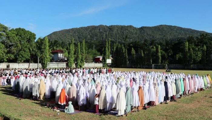 Kesulitan Air, Ribuan Masyarakat Lhoknga Shalat Minta Hujan