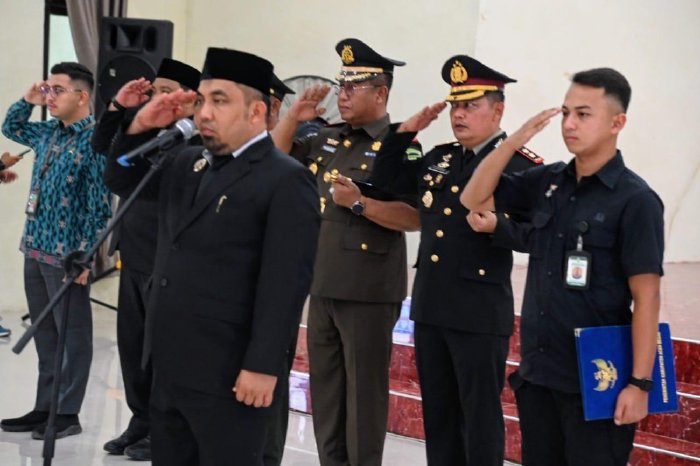 Pj Bupati Iswanto Kukuhkan 70 Paskibraka Aceh Besar