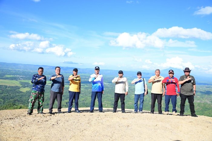 Uji Adrenalin ke Puncak Gunong Tgk Diweung Lambirah