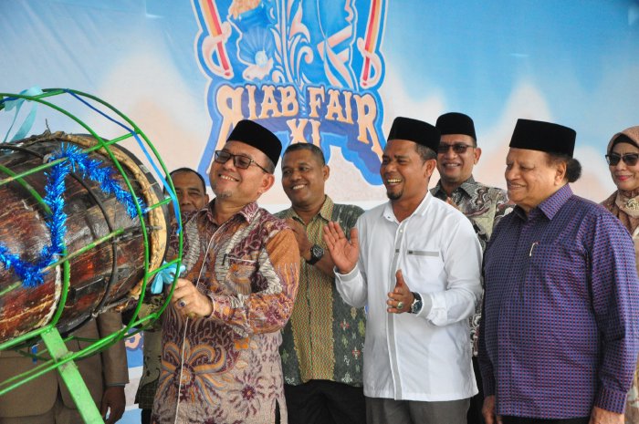 Wakili Pj Bupati, Kadisdik Dayah Aceh Besar Hadiri Penutupan RIAB Fair XI