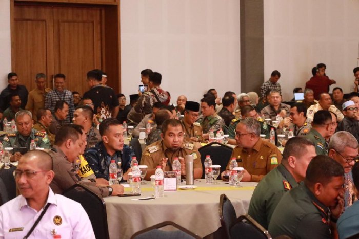 Pj Bupati Aceh Besar Ikuti Rakorpimda Provinsi Aceh