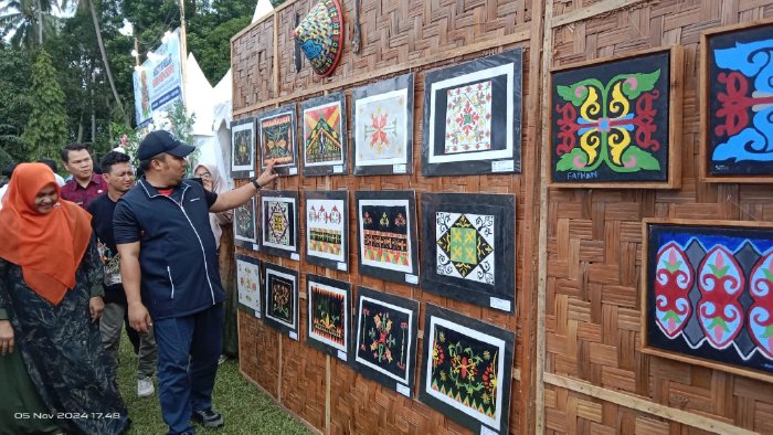 Pj Bupati Iswanto Buka Festival Gelar Karya Seni Siswa dan Festival Tunas Bahasa Ibu