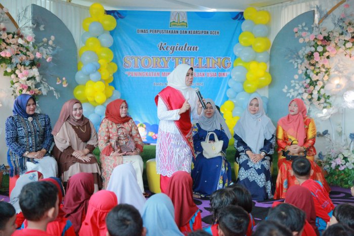 Cut Rezky Handayani Dampingi Safriati Kenalkan Literasi Lewat Story Telling Tingkat PAUD