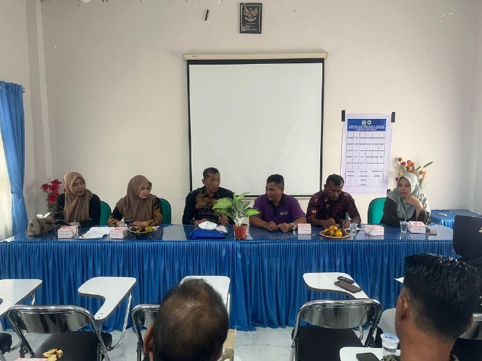 Wujudkan Kesehatan Masyarakat Melalui Sanitasi yang Baik, Camat Seulimuem Gelar Rakor ODF