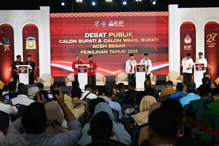 Pj Bupati Aceh Besar Hadiri Debat Publik Cabup Cawabup Aceh Besar 2024