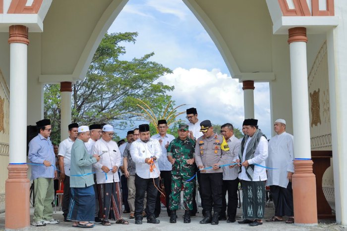 Pj Bupati Aceh Besar Resmikan Pagar Masjid Agung Al Munawwarah Kota Jantho